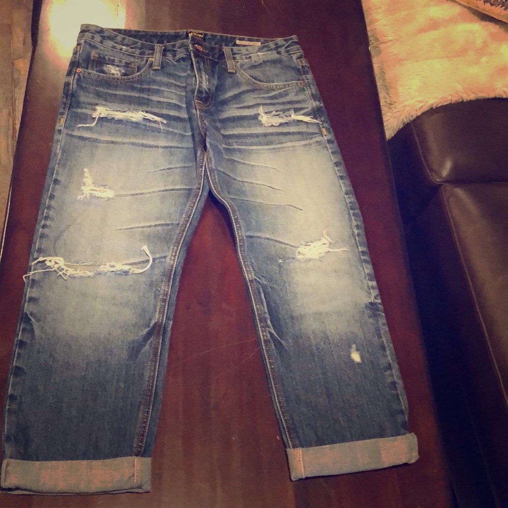Anoname chole crop boyfriend jeans